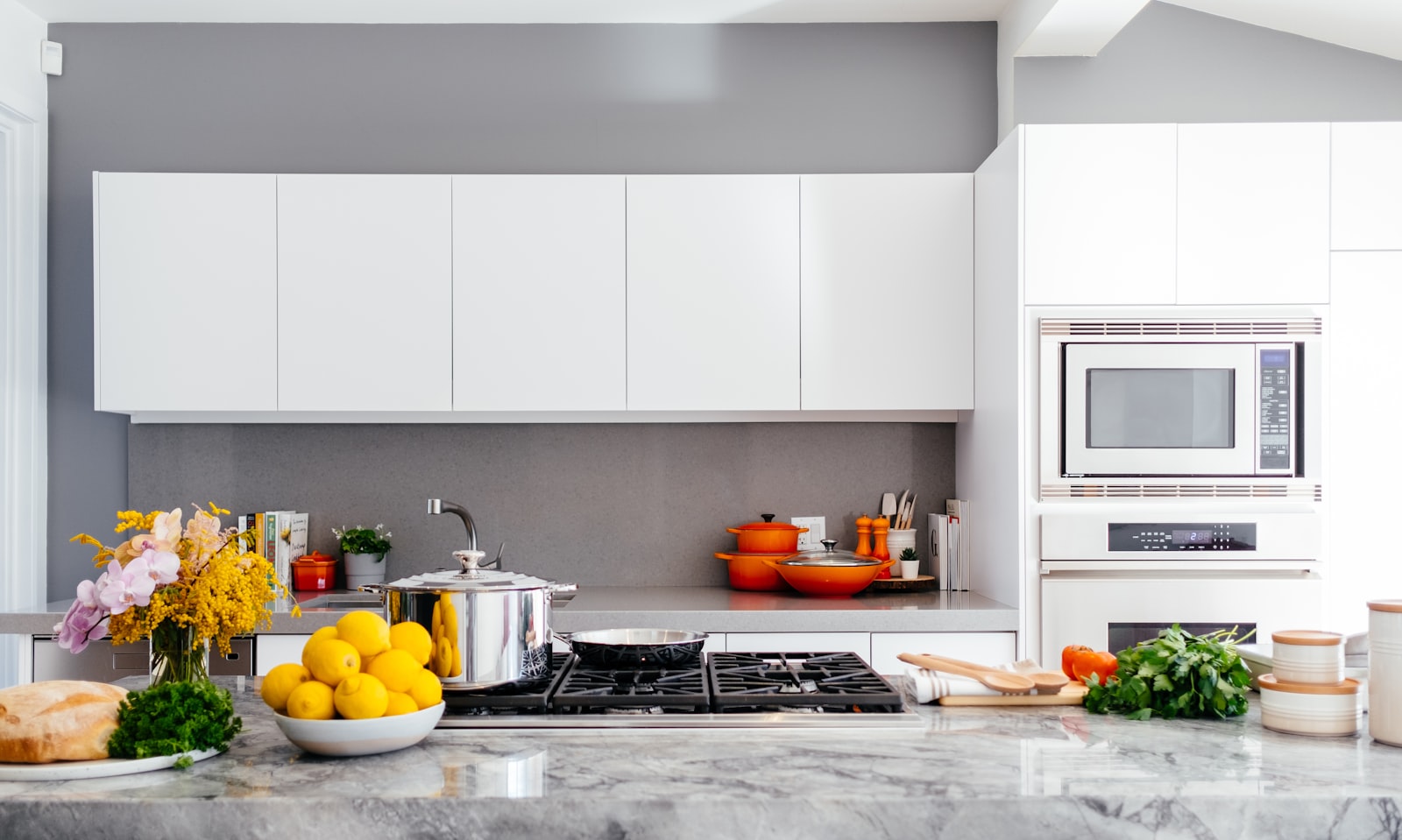 Newly fitted modern kitchen